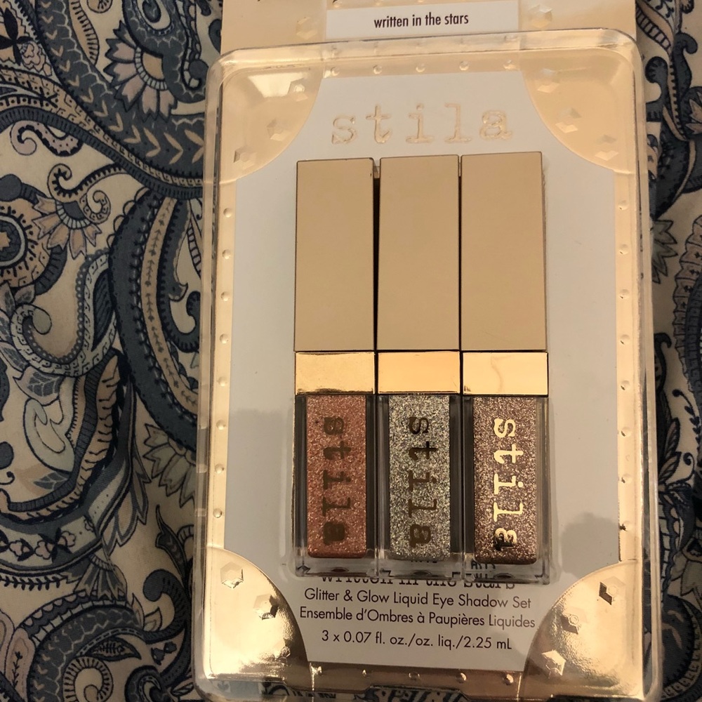 Stila glitter glow eyeshadow